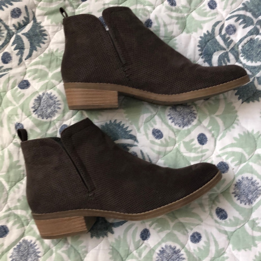 DV Booties by Dolce Vita, size 8, worn ONCE!!